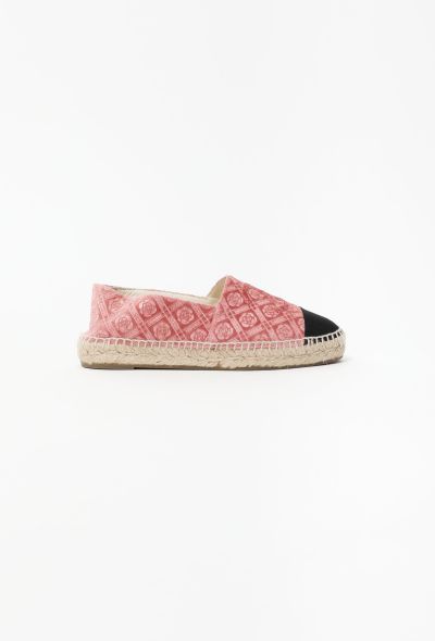 Chanel 2017 Velvet Camélia 'CC' Espadrilles - 1 Chanel 2017 Velvet Camélia 'CC' Espadrilles - 1