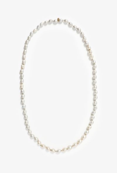 Chanel COLLECTOR '60s Grey Pearl Sautoir - 1 Chanel COLLECTOR '60s Grey Pearl Sautoir - 1